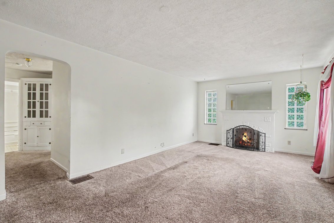 Image for 8317 Lake Ave, Deer Park, OH 45236