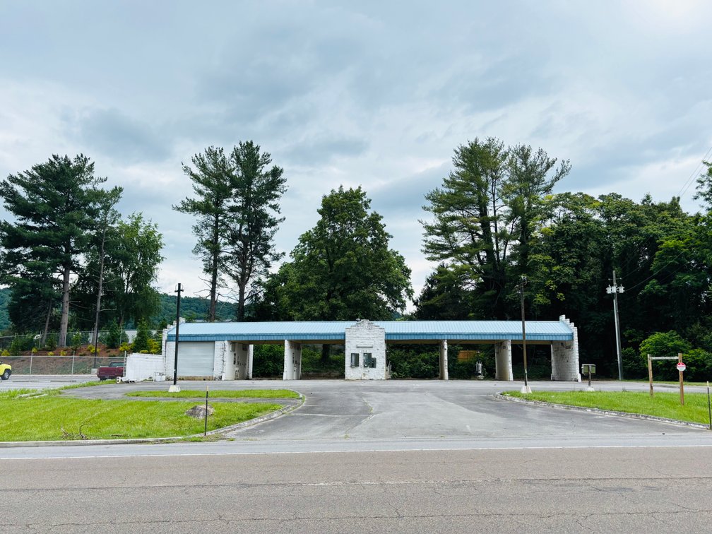 Image for 1710 VOLUNTEER PARKWAY  BRISTOL, TN 37620