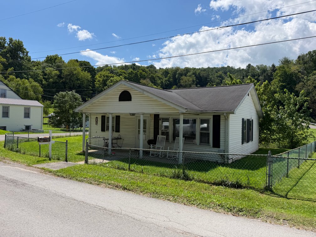 Image for TAZEWELL, VA 24651
