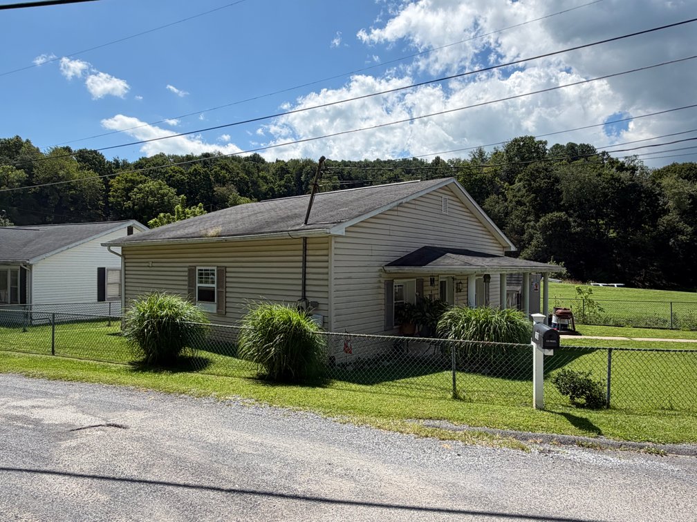 Image for TAZEWELL, VA 24651