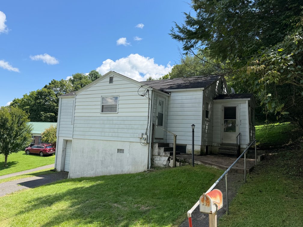 Image for TAZEWELL, VA 24651