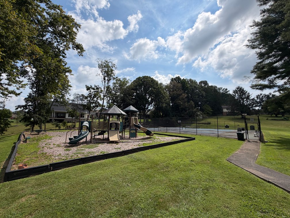 Image for 81 WELLINGTON  BRISTOL, TN 37620