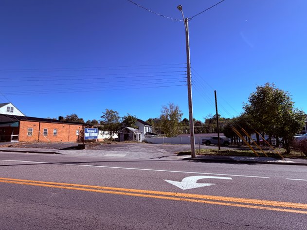 MAIN STREET LOT  ABINGDON, VA 24210