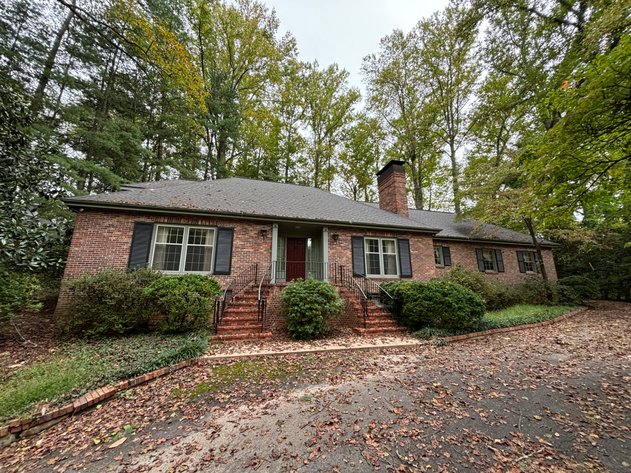 4403 GLEN EDEN ROAD  KINGSPORT, TN 37664