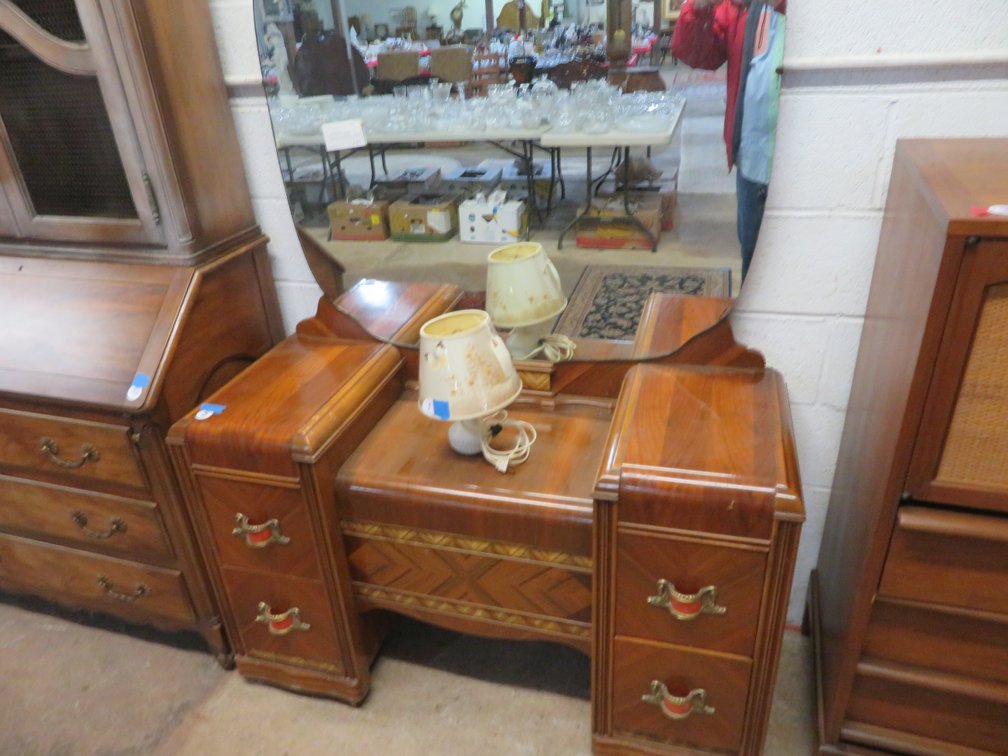 Image for Antique and Collectible Sale!