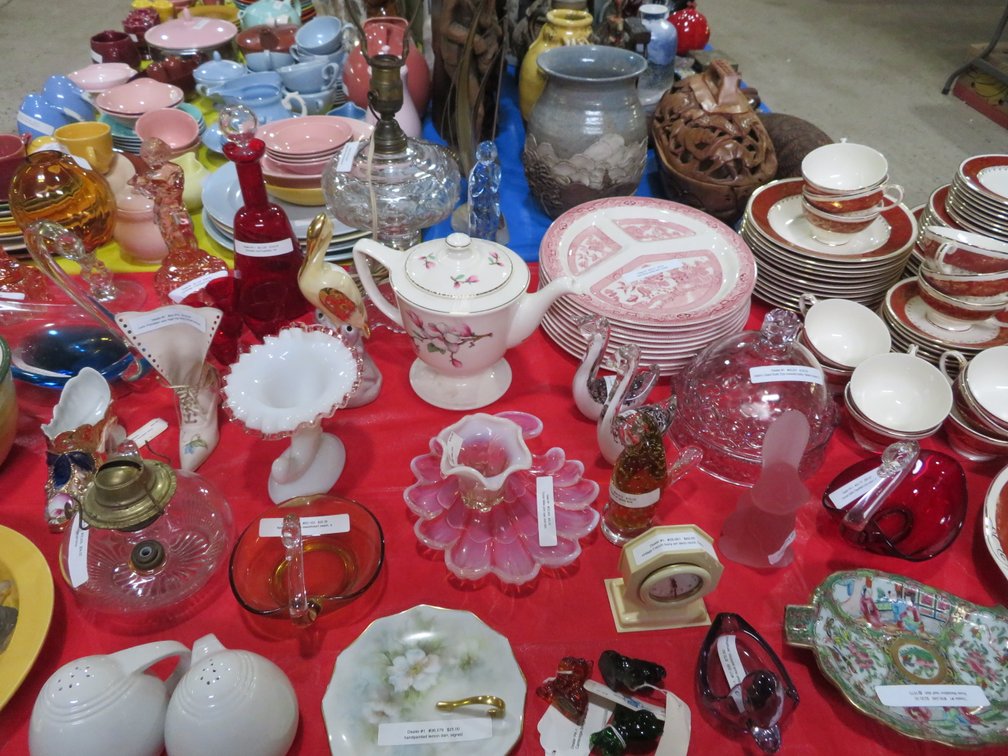 Image for Antique and Collectible Sale!