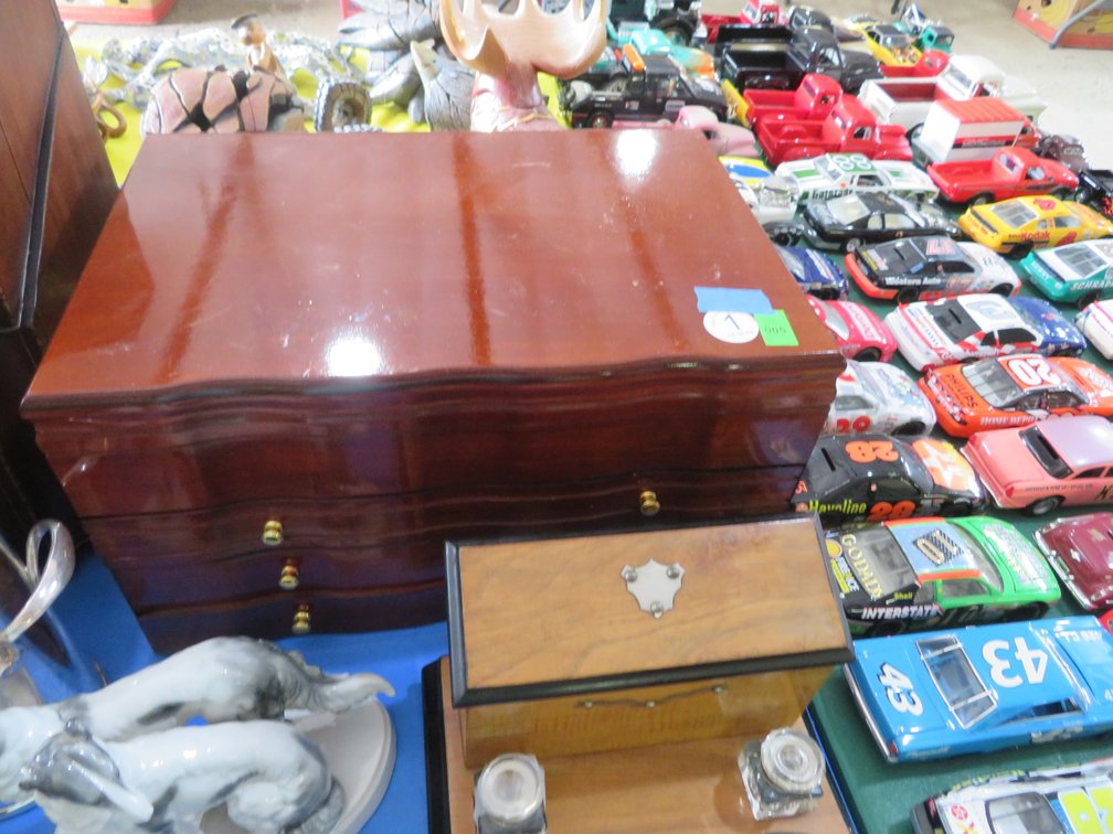 Image for Mid Century Modern, Antiques, and Collectibles!