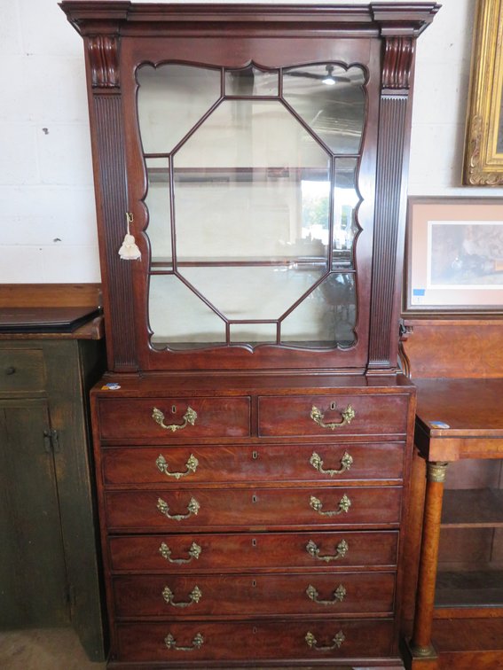 Image for Mid-Week Antique and Collectible Sale