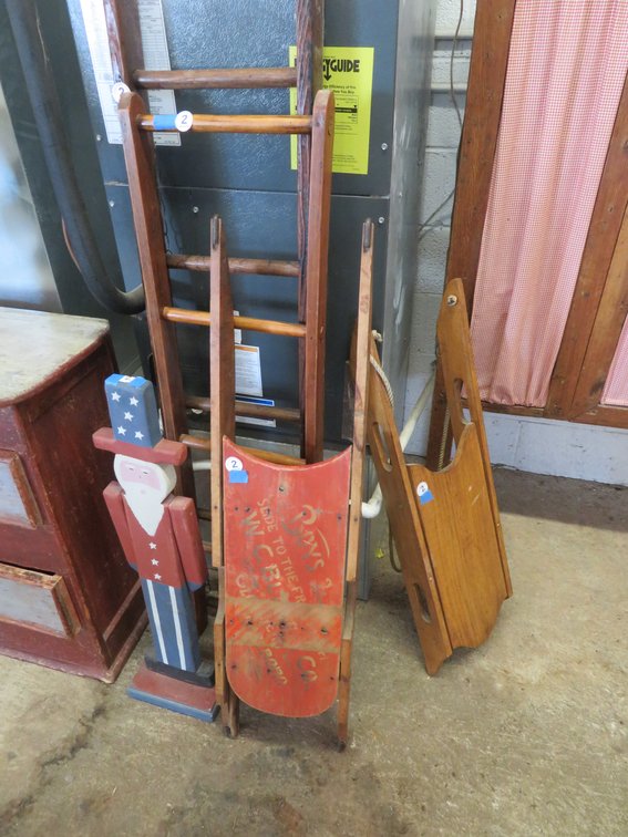 Image for Mid-Week Antique and Collectible Sale