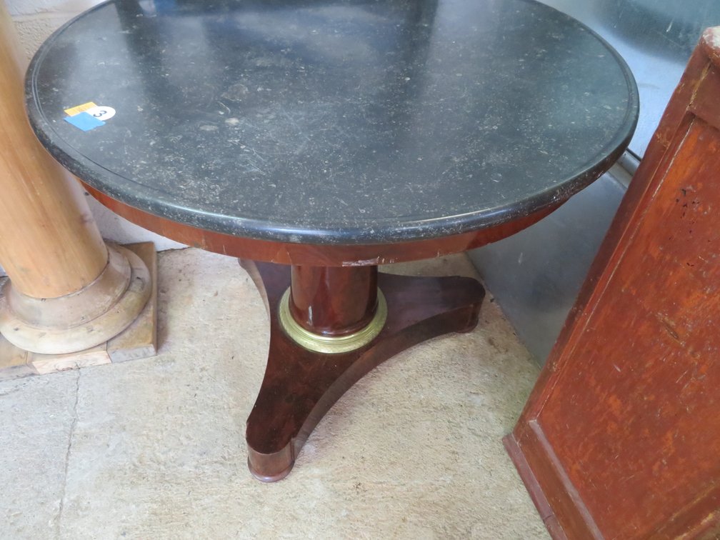 Image for Mid-Week Antique and Collectible Sale
