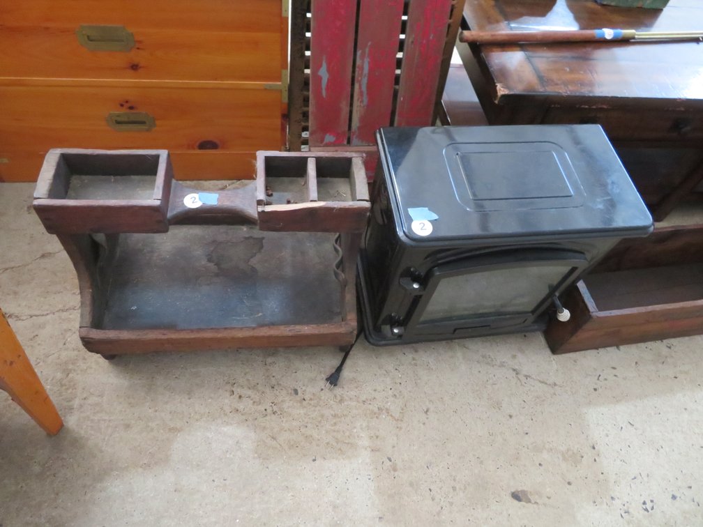 Image for Mid-Week Antique and Collectible Sale