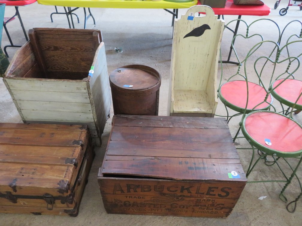 Image for Mid-Week Antique and Collectible Sale
