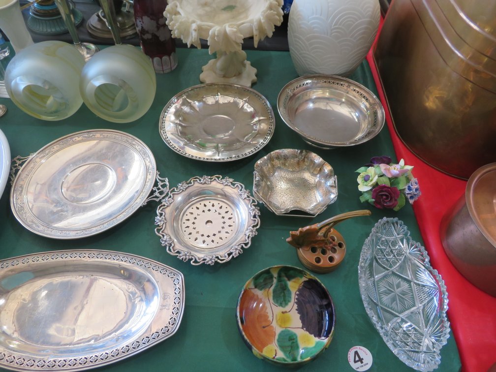 Image for Mid-Week Antique and Collectible Sale