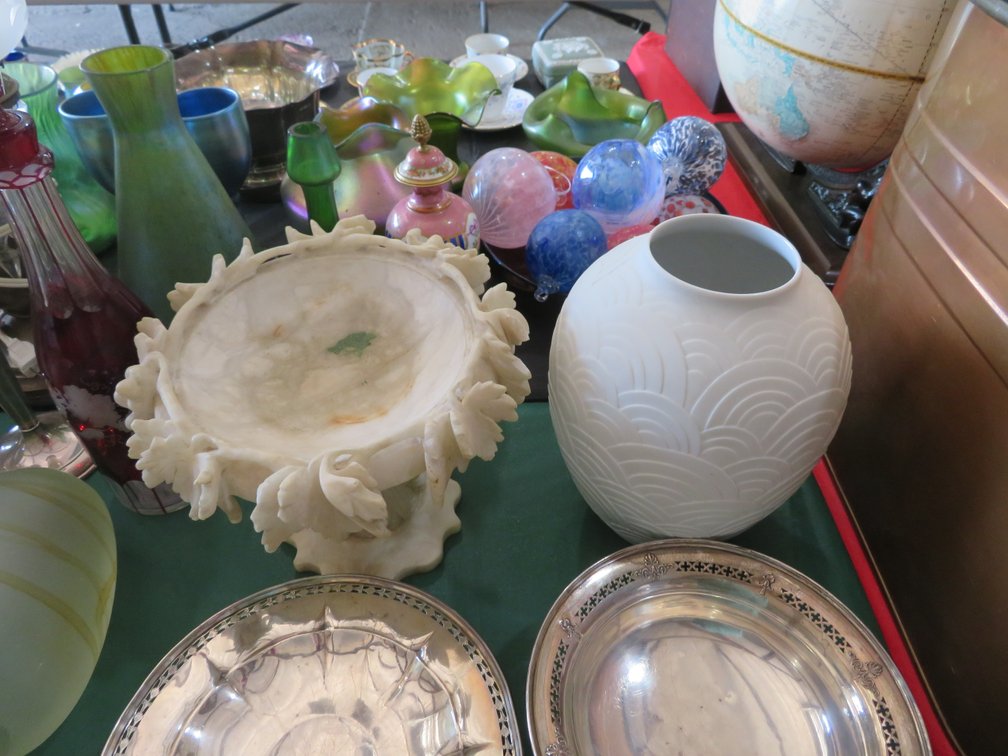 Image for Mid-Week Antique and Collectible Sale