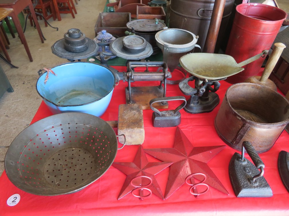 Image for Mid-Week Antique and Collectible Sale