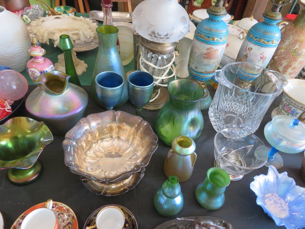 Image for Mid-Week Antique and Collectible Sale