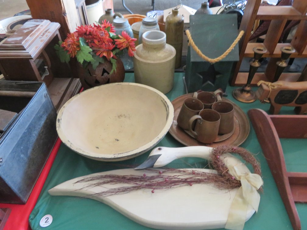 Image for Mid-Week Antique and Collectible Sale