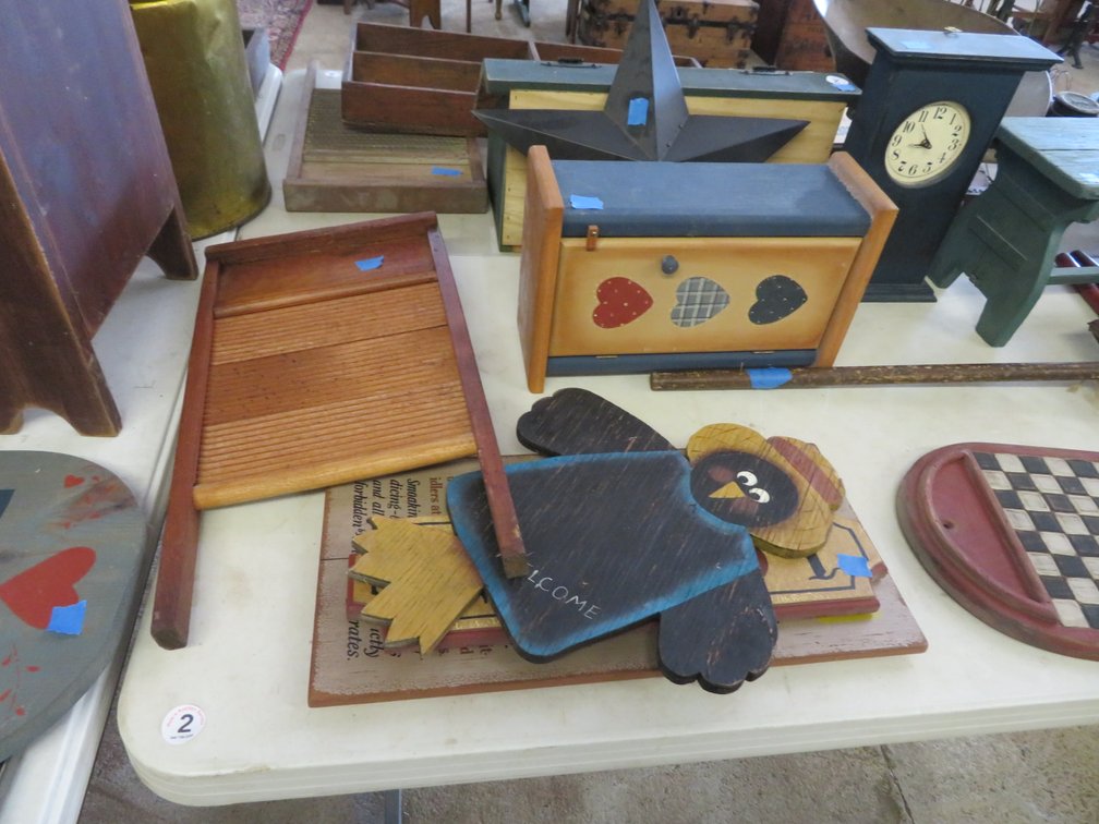 Image for Mid-Week Antique and Collectible Sale