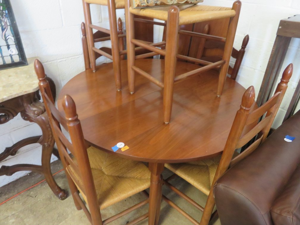Image for Antique and Collectible Sale