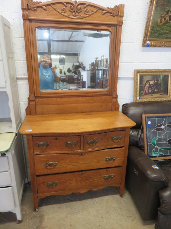 Image for Antique and Collectible Sale