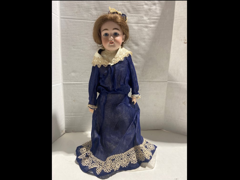 Image for New Year's Day LIVE Auction