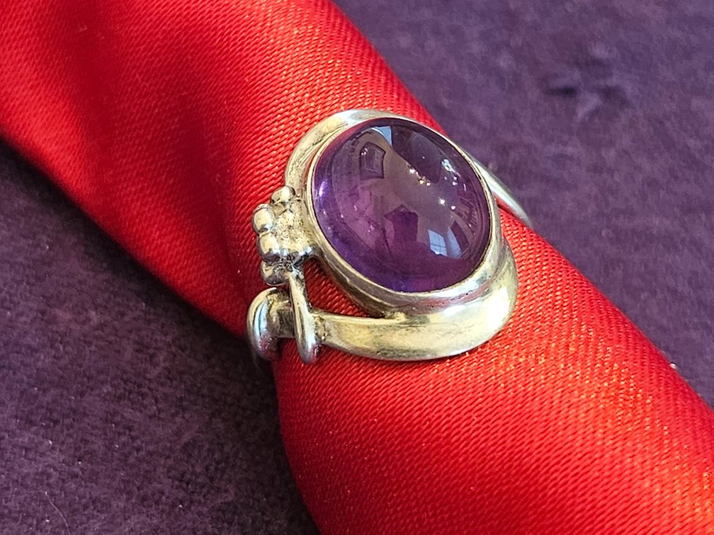 Image for Sold! Luxury Jewelry & Designer Handbag Estate Auction (Realized $8,194.90)