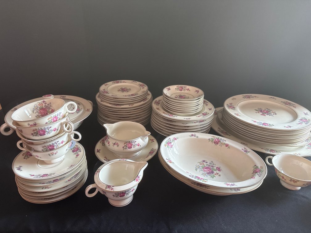 Image for Fawnbourgh Antique, Railroad & Farm Auction | Tractors, Tools, Primitives & Collectibles