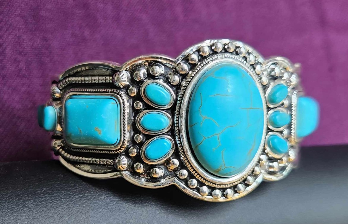 Image for Jackson Estate Fashion Jewelry and Coin Auction