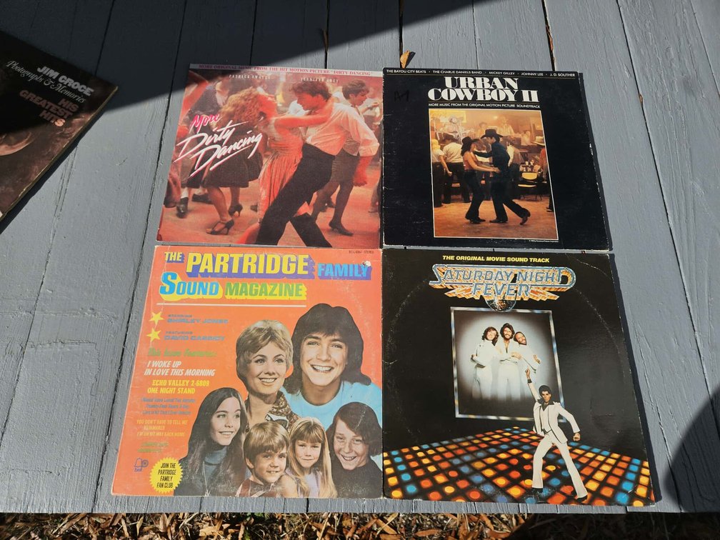 Image for Sold! Vinyl Vault 2: Rare Record & Signed Music Memorabilia Auction Results - $4,387 realized