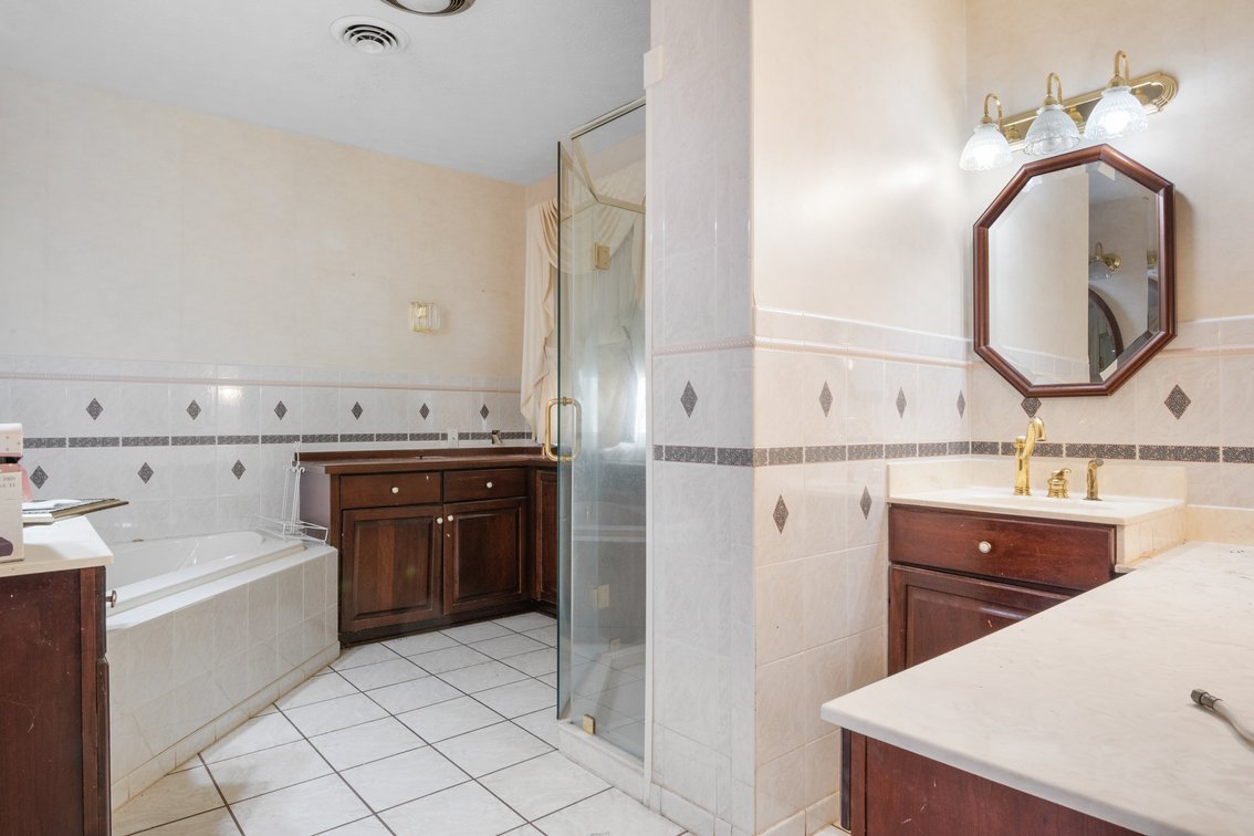 Image for Online and In Person Real Estate Auction: 1310 Hopkins Drive, Pulaski, VA 24301 October 18th, 2025 at 12 Noon