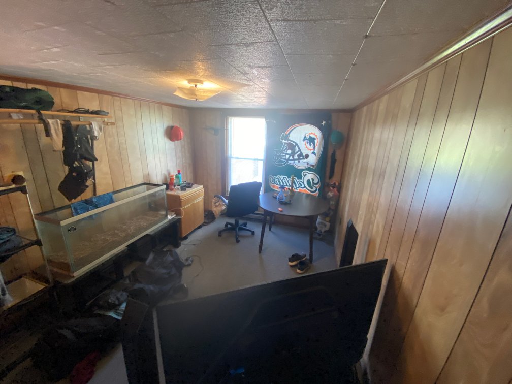 Image for Fix and Flip Special on a 10 Acre Horse Farm