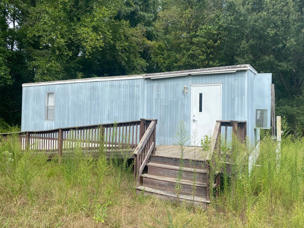 Image for Foreclosure Auction - 8,295 sq ft Industrial Warehouse/Office Flex Property on 5 acres - 16388 Industrial Dr. Milford, VA 22514