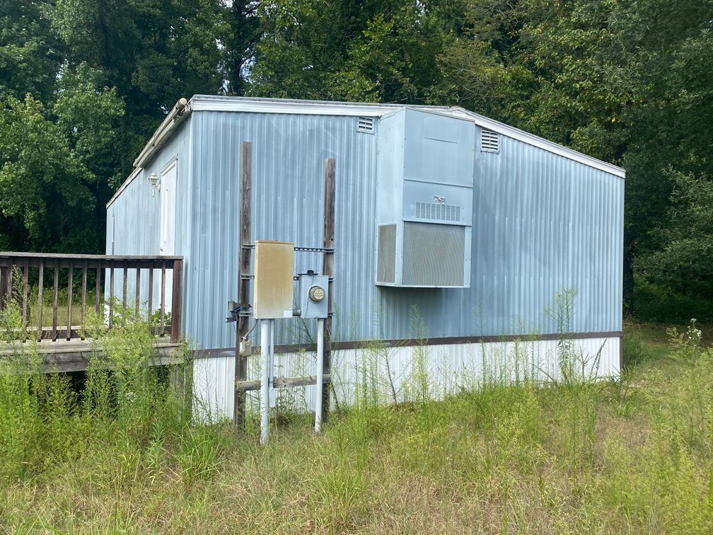 Image for Foreclosure Auction - 8,295 sq ft Industrial Warehouse/Office Flex Property on 5 acres - 16388 Industrial Dr. Milford, VA 22514