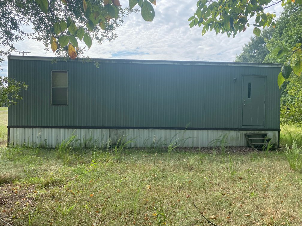 Image for Foreclosure Auction - 8,295 sq ft Industrial Warehouse/Office Flex Property on 5 acres - 16388 Industrial Dr. Milford, VA 22514