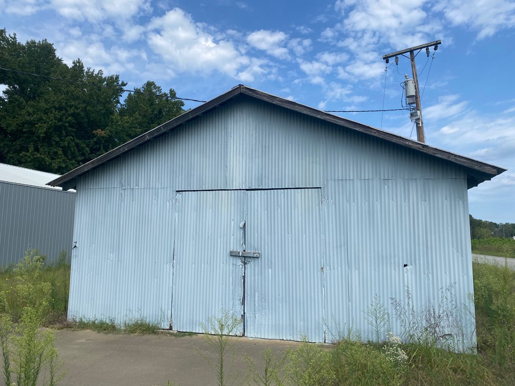 Image for Foreclosure Auction - 8,295 sq ft Industrial Warehouse/Office Flex Property on 5 acres - 16388 Industrial Dr. Milford, VA 22514