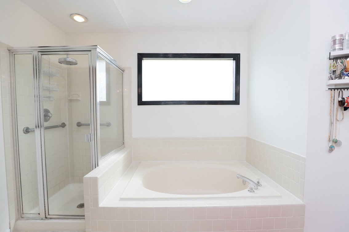 Image for 4BR/2.5BA Home Auction in Richmond's West End - 2035 Cambridge Dr