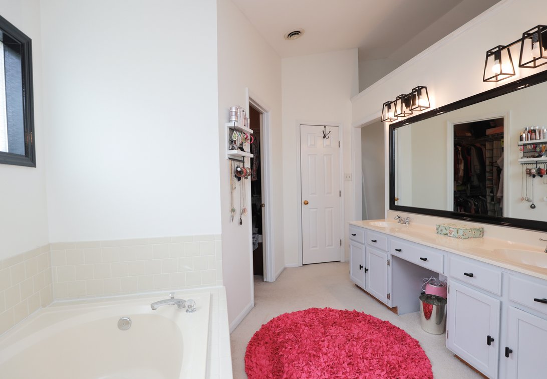 Image for 4BR/2.5BA Home Auction in Richmond's West End - 2035 Cambridge Dr