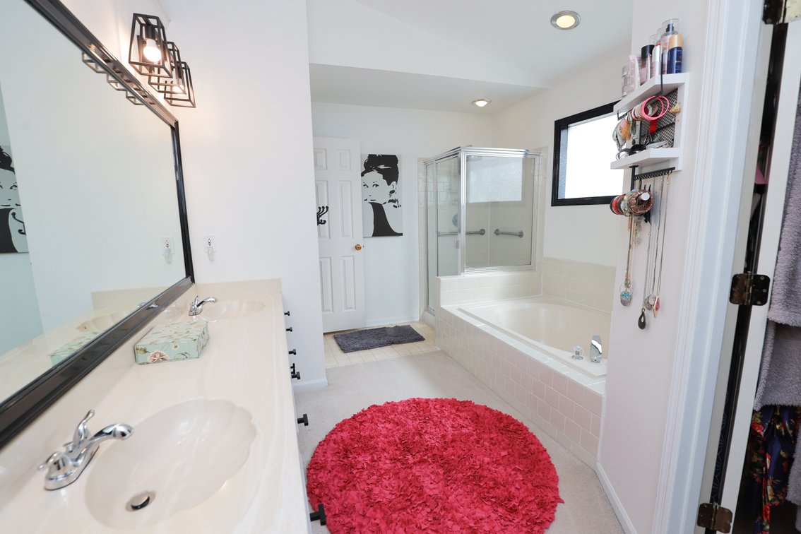 Image for 4BR/2.5BA Home Auction in Richmond's West End - 2035 Cambridge Dr