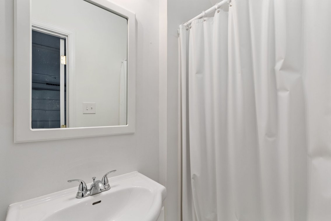 Image for 4 Bed/2.5 Bath 3,448 sq ft Home in Short Pump - 11909 Marnelan Dr
