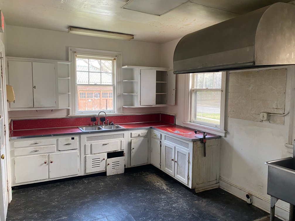 Image for Richmond VA - 2,792 SF Former Nursing Home - Zoned R-48 Multi Family Residential - 3822 Chamberlayne AVE