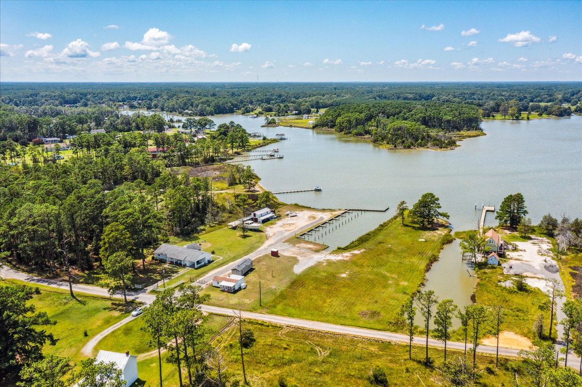 Image for Income Producing Waterfront Estate Mathews VA - Potential Annual Income $138,500 - Ranch Home - Guest Cottage -  Boat Ramp and 15 Slips - Fronting Billups Creek; 967 Lillys Neck Rd