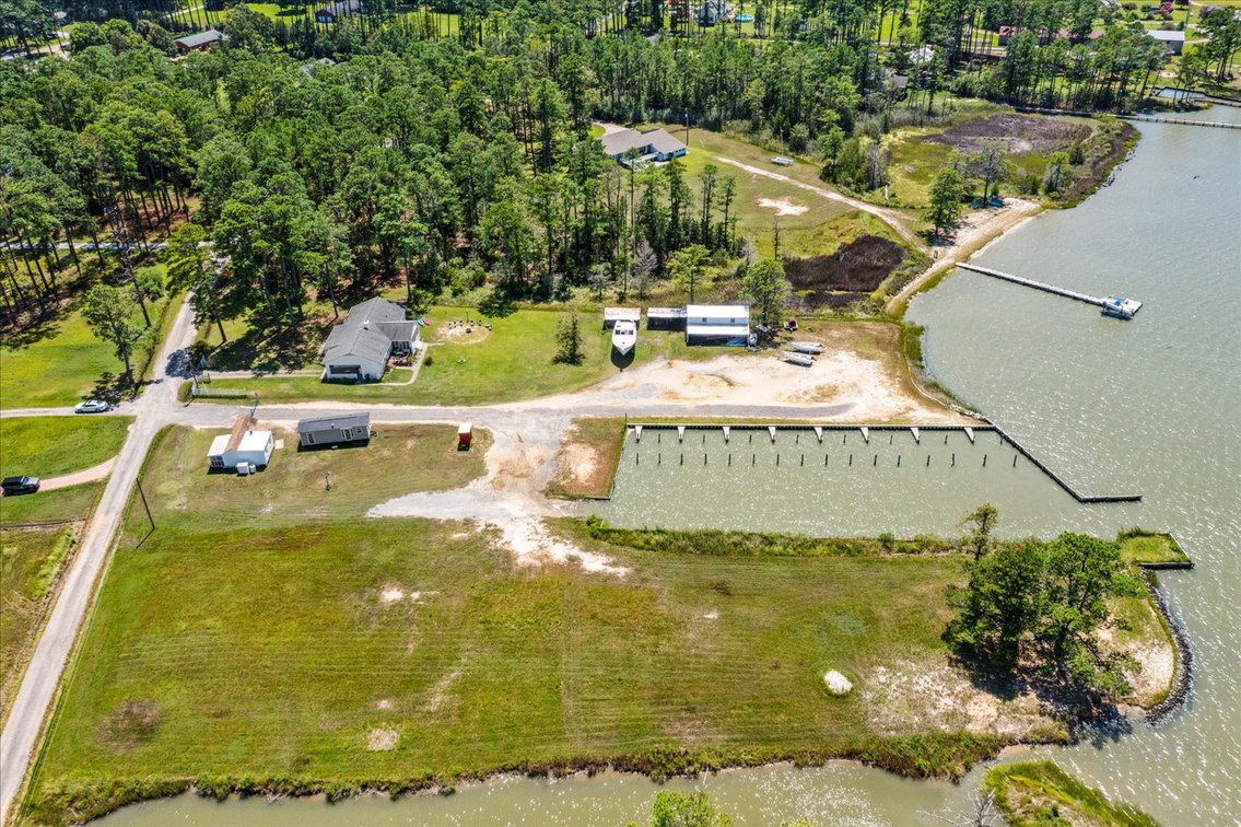 Image for Income Producing Waterfront Estate Mathews VA - Potential Annual Income $138,500 - Ranch Home - Guest Cottage -  Boat Ramp and 15 Slips - Fronting Billups Creek; 967 Lillys Neck Rd