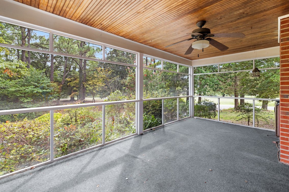 Image for 4 Bed/2.5 Bath Quaint Brick Ranch Minutes Outside of Short Pump - 11992 S Anna Dr