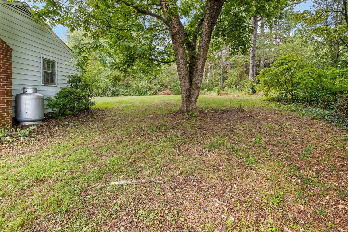 Image for 4 Bed/2.5 Bath Quaint Brick Ranch Minutes Outside of Short Pump - 11992 S Anna Dr