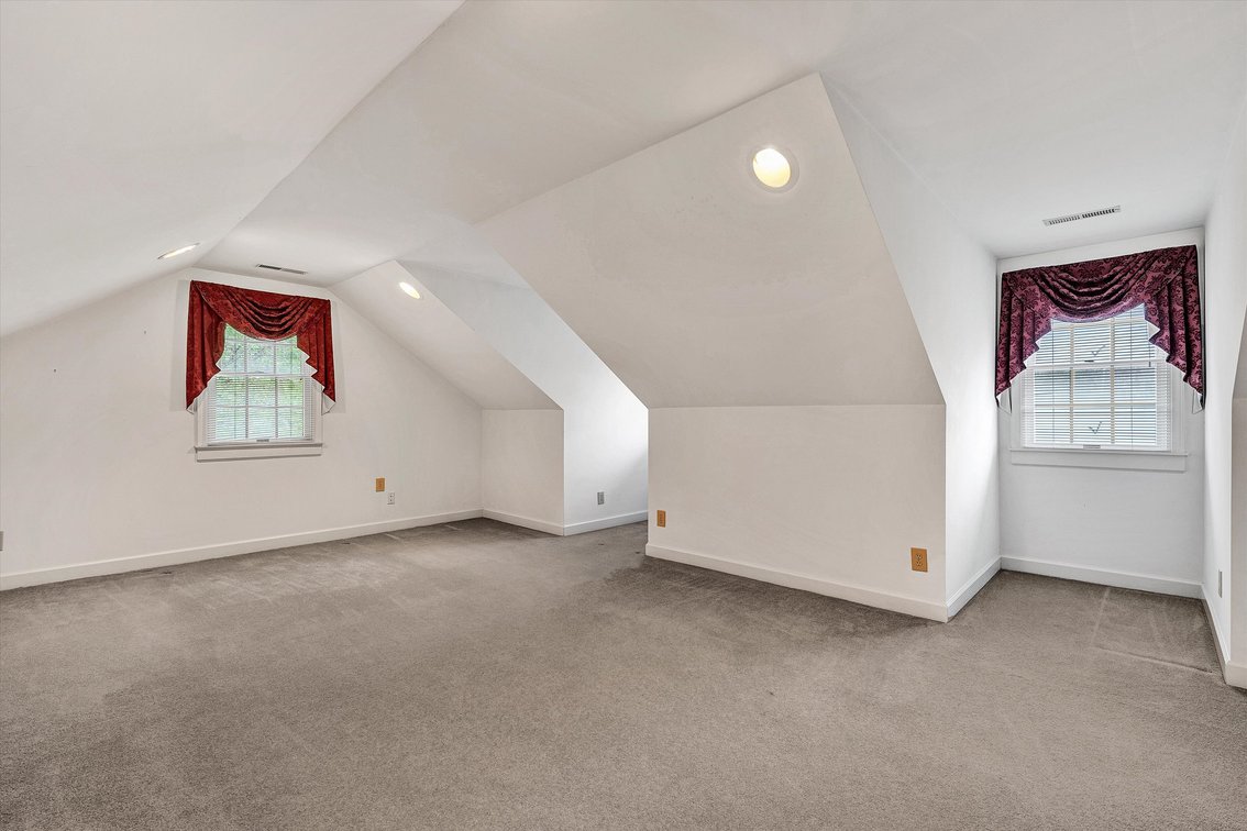 Image for Beautiful Troutville home with Colonial Williamsburg flair