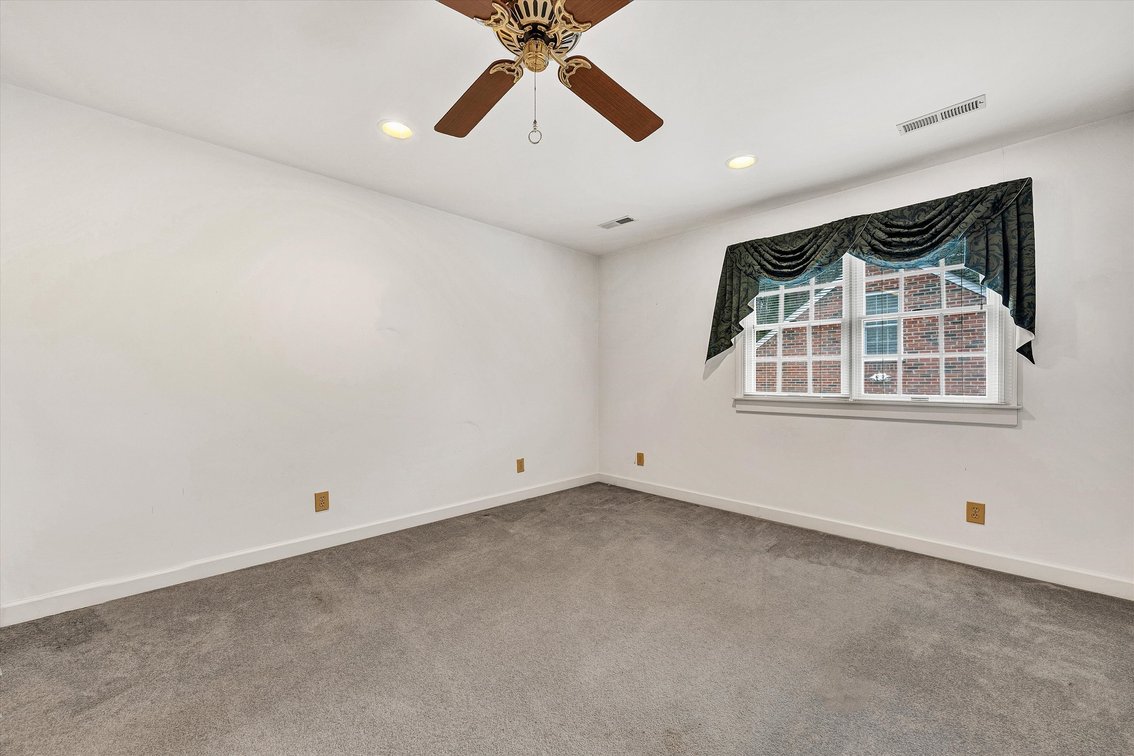 Image for Beautiful Troutville home with Colonial Williamsburg flair