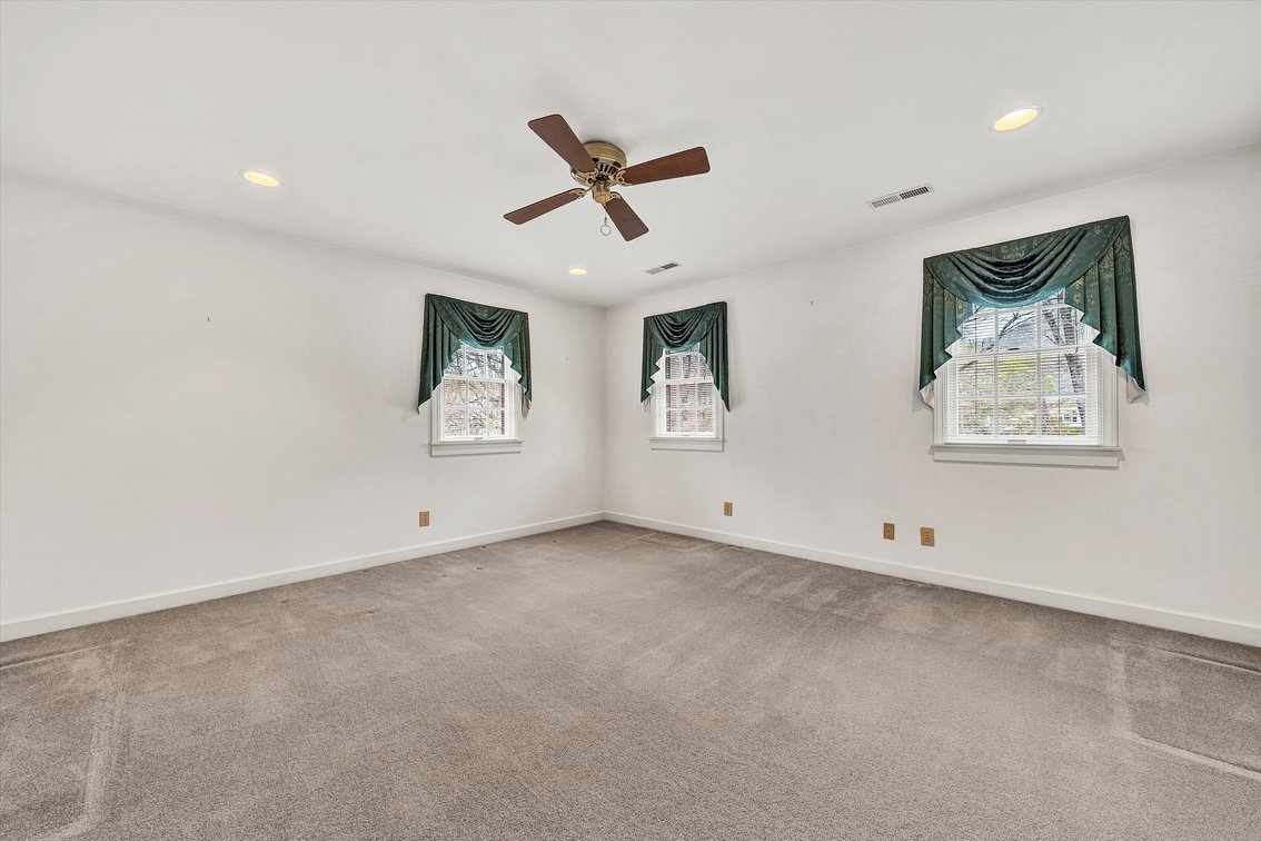 Image for Beautiful Troutville home with Colonial Williamsburg flair