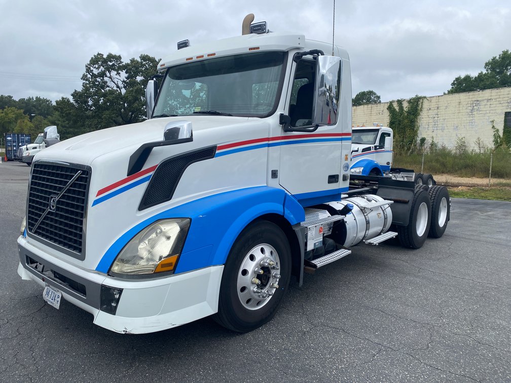 Image for US Bankruptcy Ordered Heavy Truck Auction