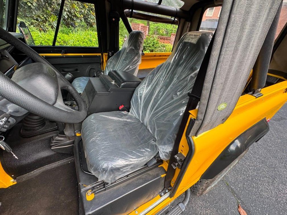 Image for 1994 Land Rover Defender 90 NAS