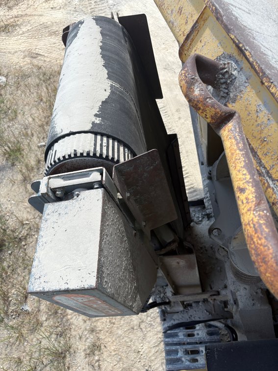 Image for Heavy Equipment Auction - 2006 Komatsu BR480RG Mobile Jaw Crusher
